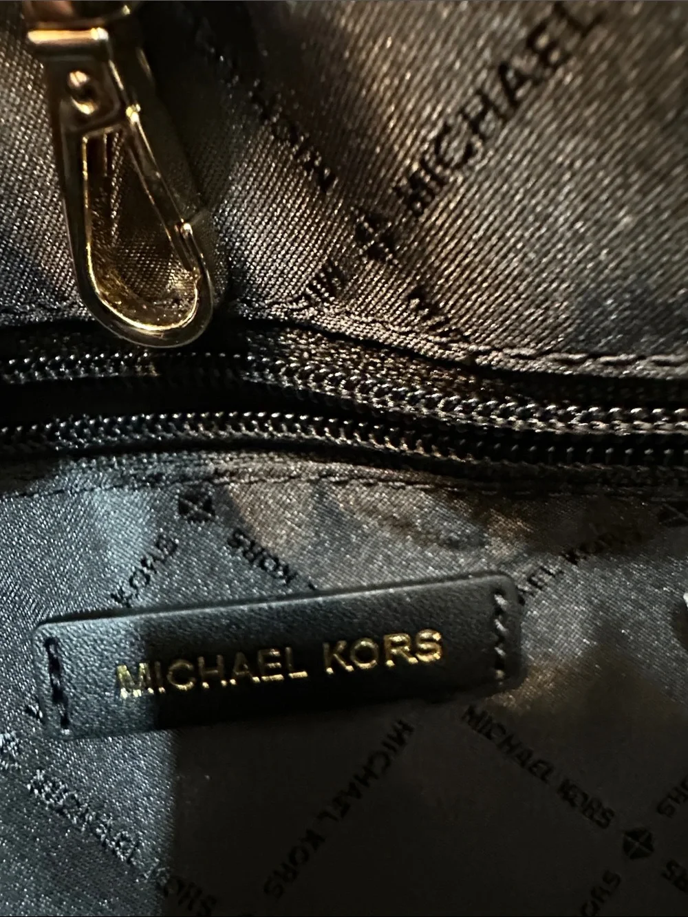 Michael Kors versatile michael